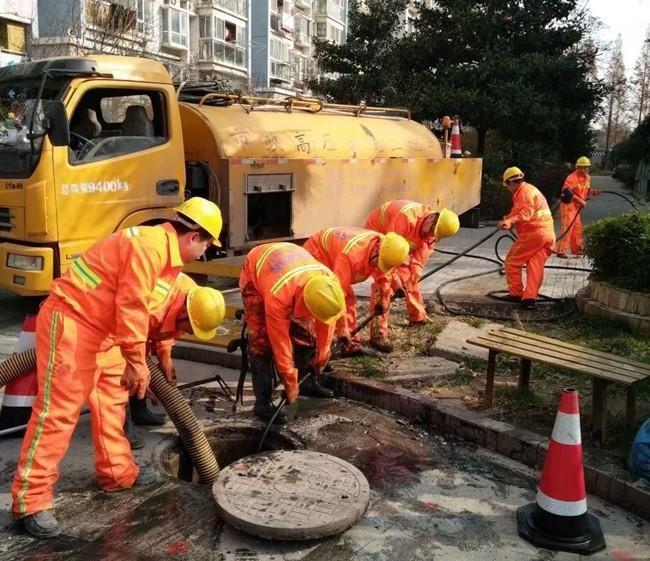 托喀依乡市政管道清淤